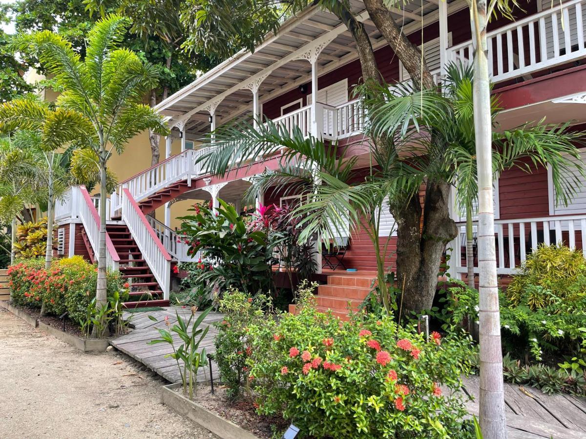 Hotel Alux House Placencia Esterno foto