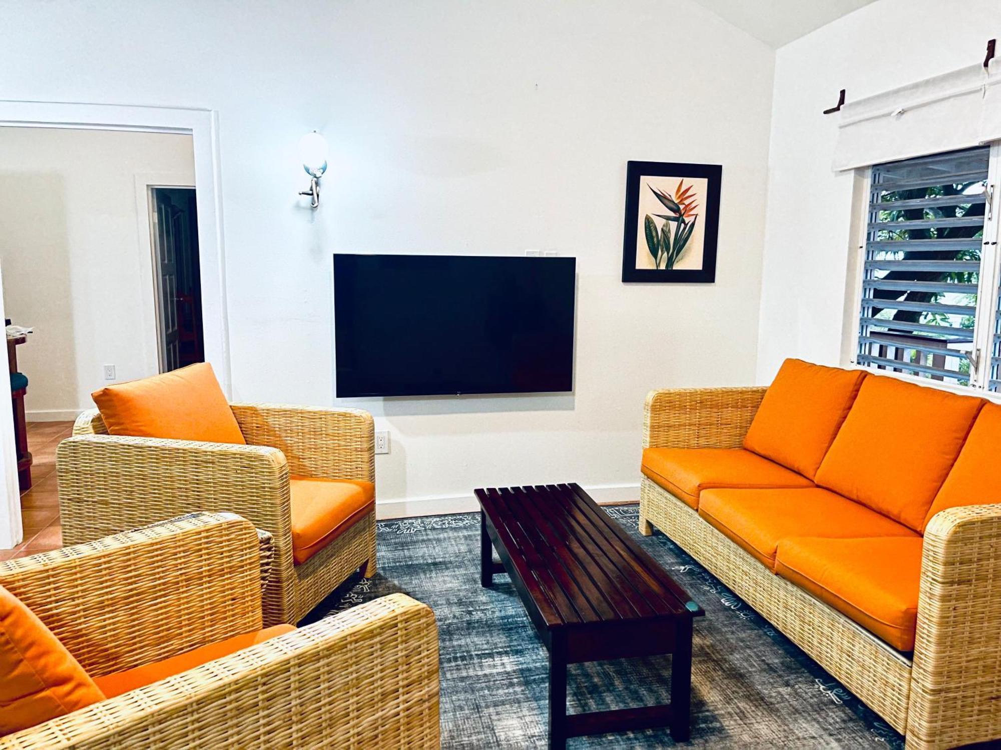 Hotel Alux House Placencia Esterno foto